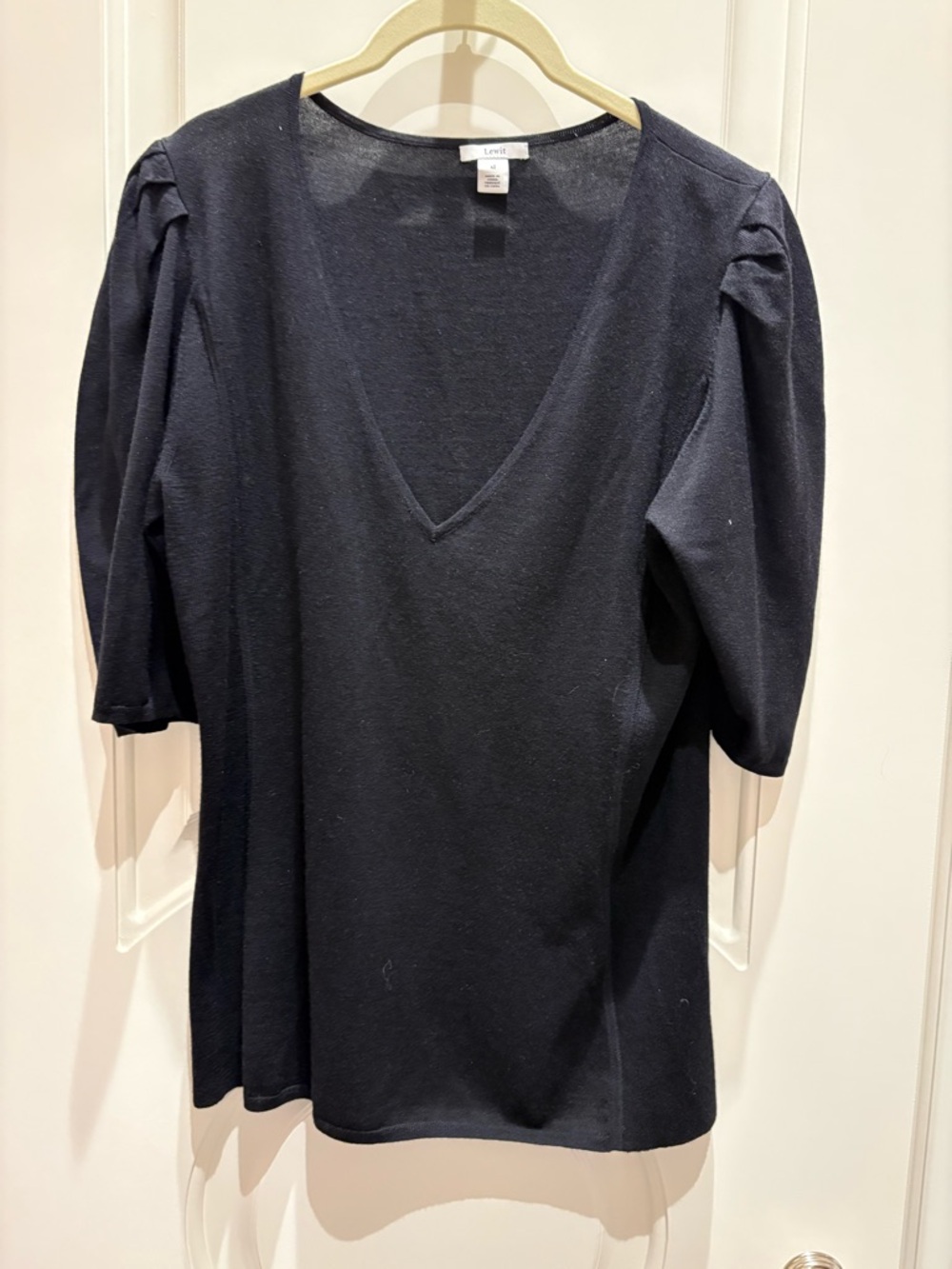 Lewit Navy V-Neck Puff Sleeve Tunic Top